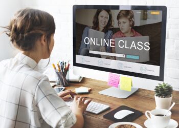 The Many Advantages of Online Education