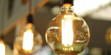 Important Tips to Know When Purchasing LED High Bay Light