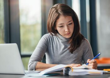 Exploring the Benefits of Studying GED Abroad at Finn.ac