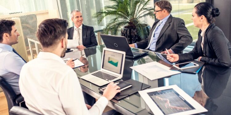 The Strategic Imperative of a Business Service Model in Modern Enterprises